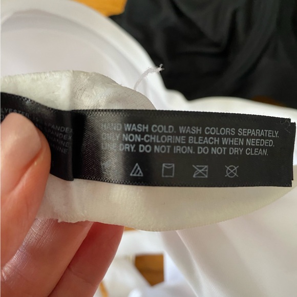 Natori Sports Bra Women's Recharge Lot of 5 32DD  Underwire Adjustable Support - Picture 11 of 14